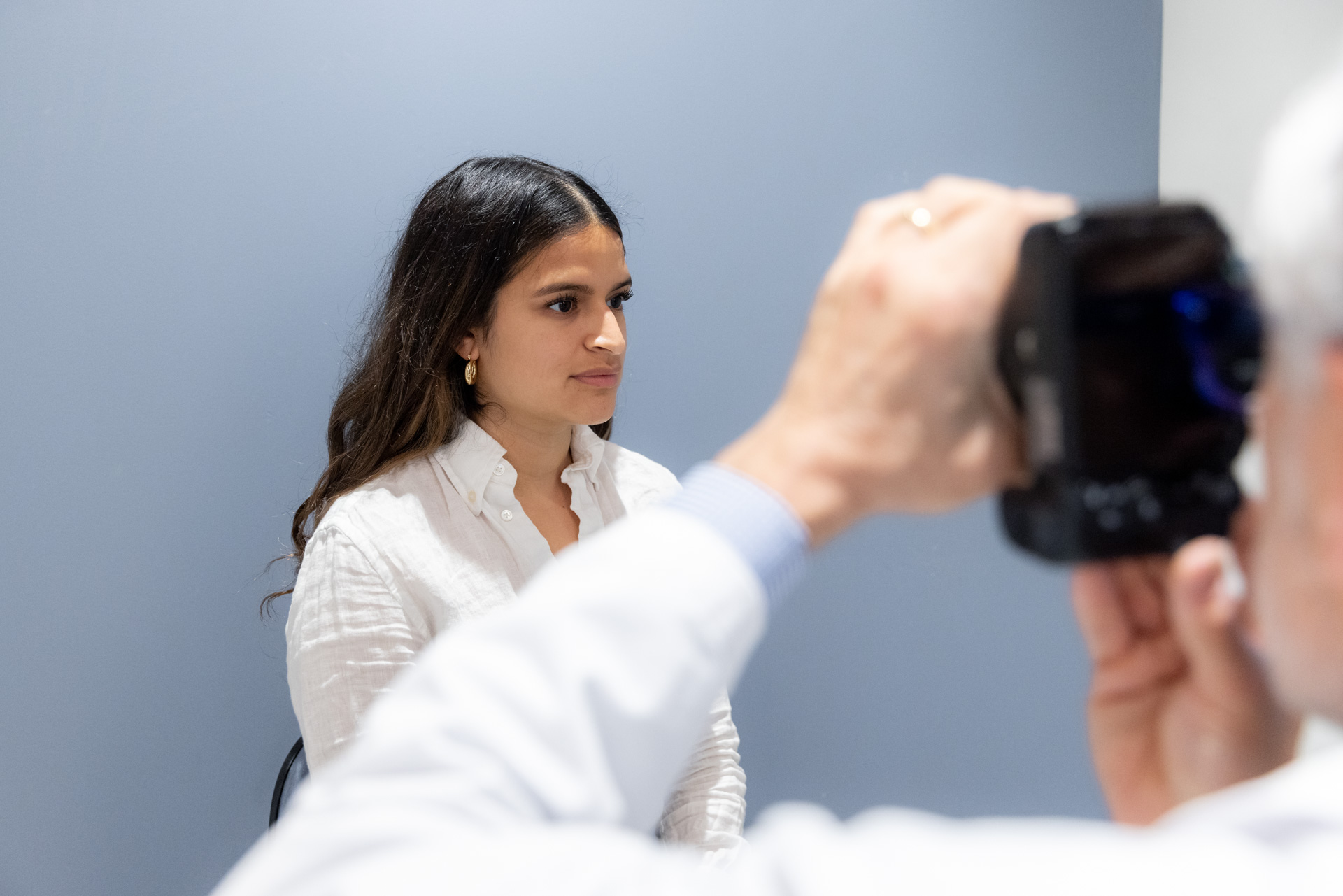 taking patient pictures for rhinoplasty