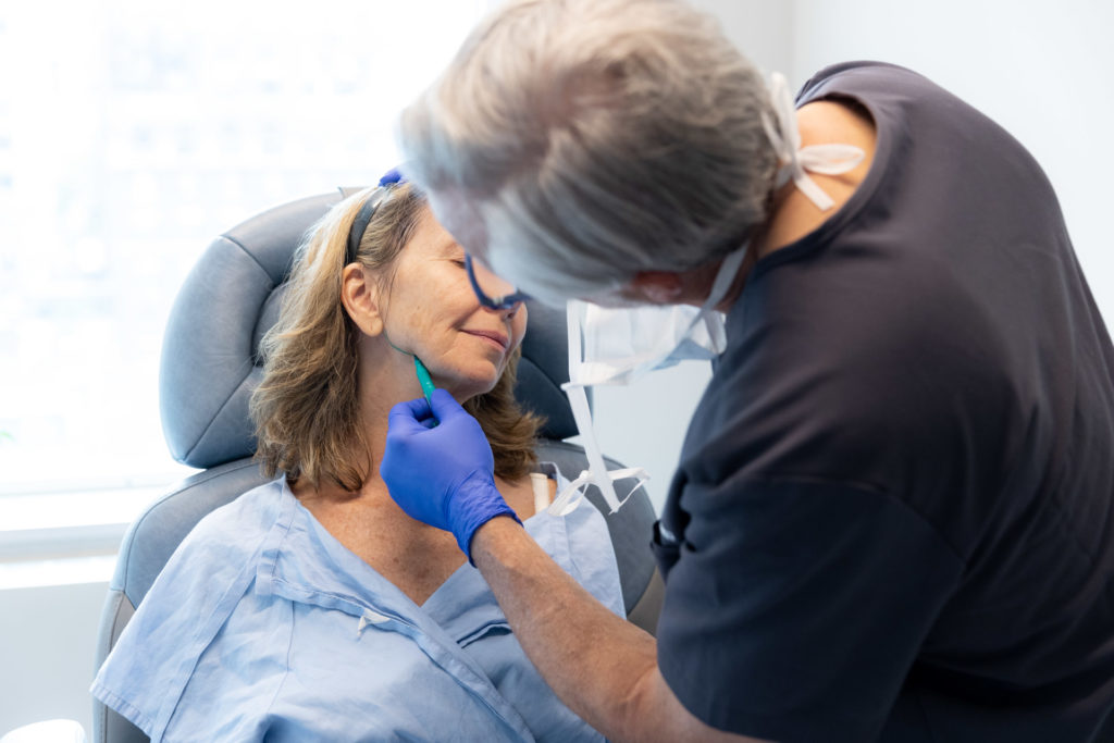 Making surgical marking on patient